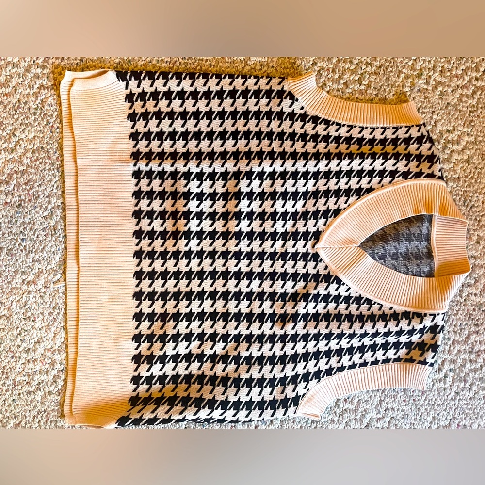 Sweater vest